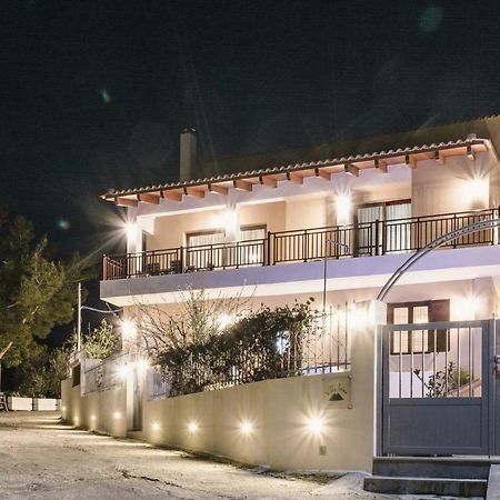 Villa Irina Miloi  ภายนอก รูปภาพ