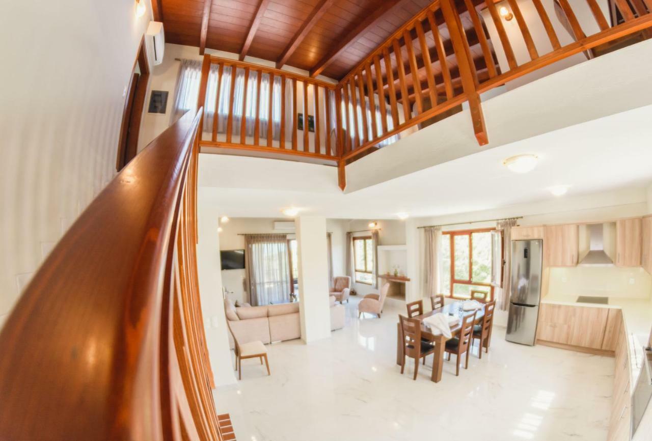 Villa Irina Miloi  ภายนอก รูปภาพ